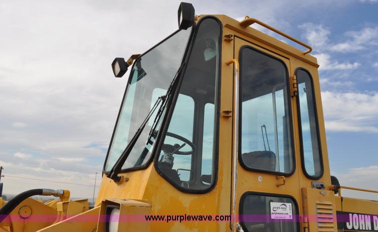 image for item C3029 1988 John Deere 444E articulated wheel loader