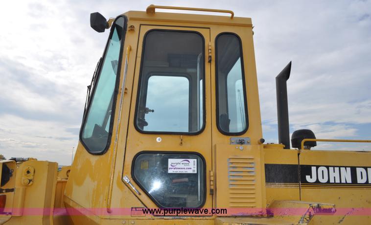 image for item C3029 1988 John Deere 444E articulated wheel loader