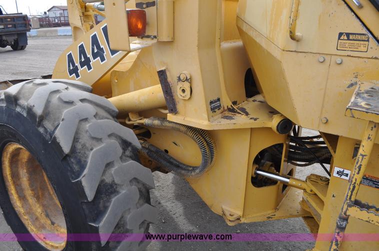 image for item C3029 1988 John Deere 444E articulated wheel loader