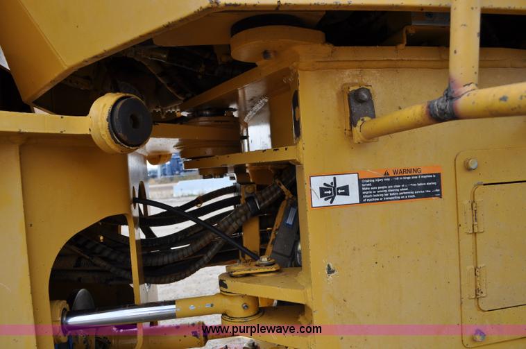 image for item C3029 1988 John Deere 444E articulated wheel loader