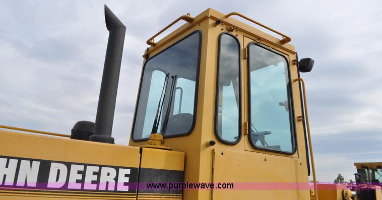 image for item C3029 1988 John Deere 444E articulated wheel loader