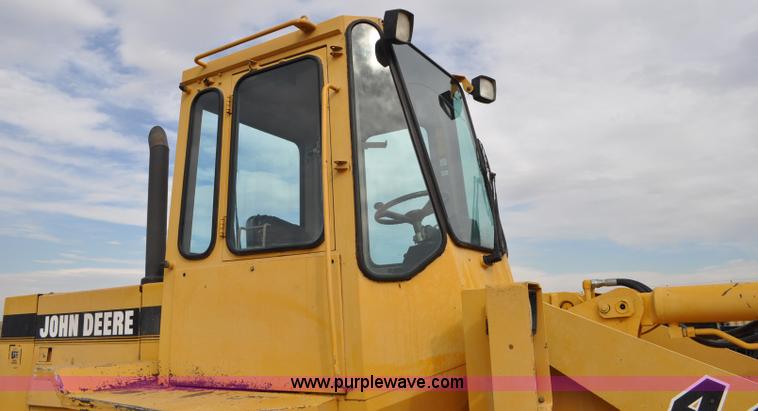 image for item C3029 1988 John Deere 444E articulated wheel loader