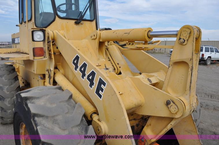 image for item C3029 1988 John Deere 444E articulated wheel loader