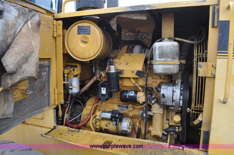 image for item C3029 1988 John Deere 444E articulated wheel loader