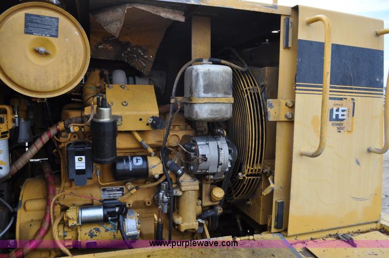 image for item C3029 1988 John Deere 444E articulated wheel loader