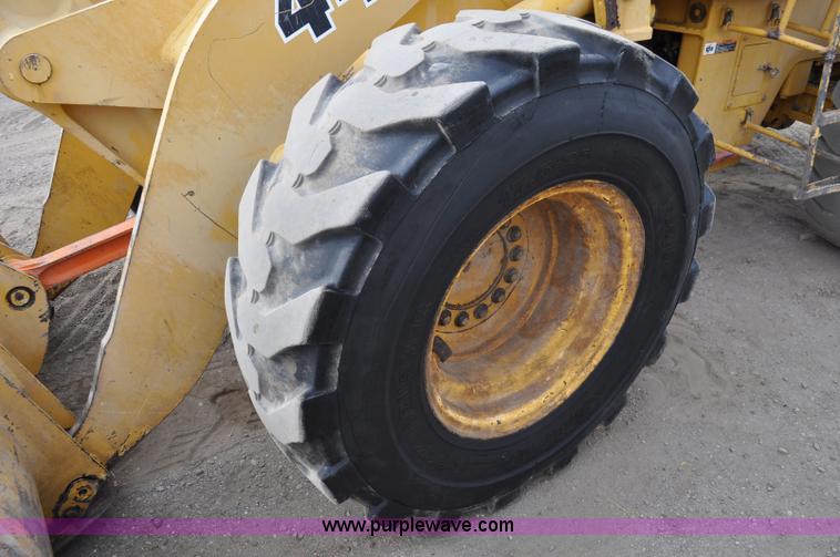 image for item C3029 1988 John Deere 444E articulated wheel loader
