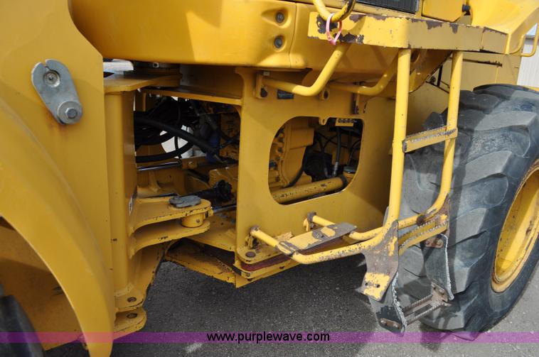 image for item C3030 2000 John Deere 444H wheel loader