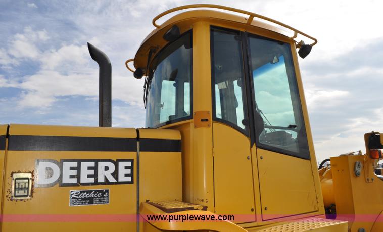 image for item C3030 2000 John Deere 444H wheel loader