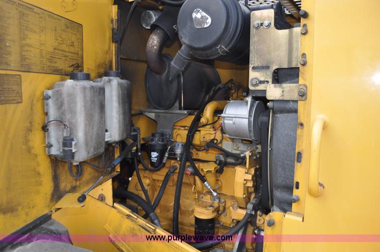 image for item C3030 2000 John Deere 444H wheel loader