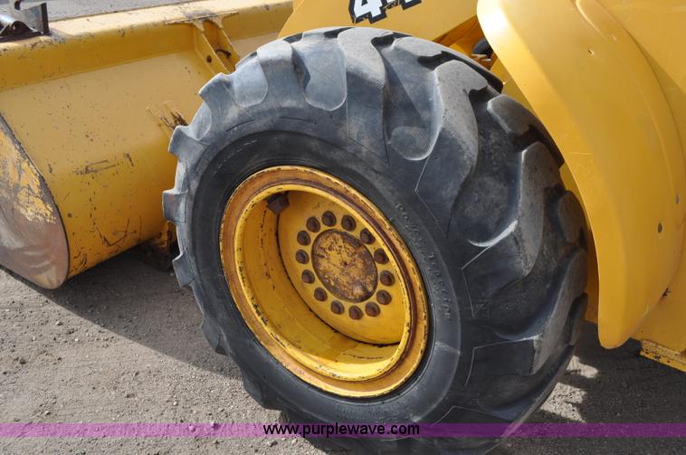 image for item C3030 2000 John Deere 444H wheel loader