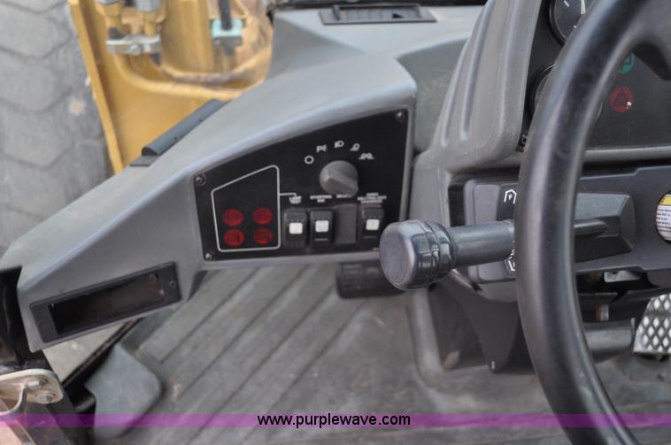 image for item C3032 1998 Caterpillar IT28G wheel loader