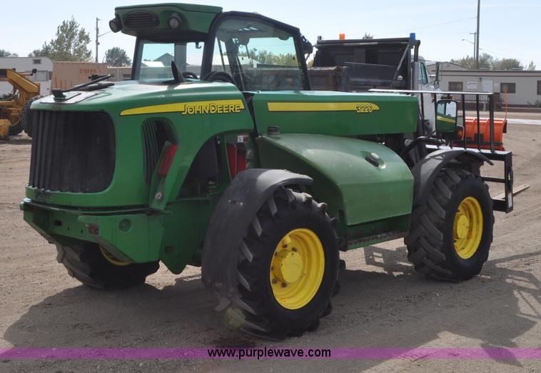image for item C3040 2005 John Deere 3220 telehandler