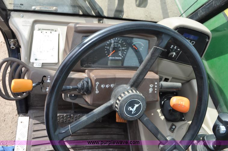 image for item C3040 2005 John Deere 3220 telehandler