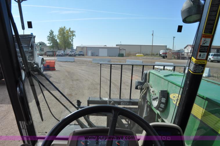 image for item C3040 2005 John Deere 3220 telehandler