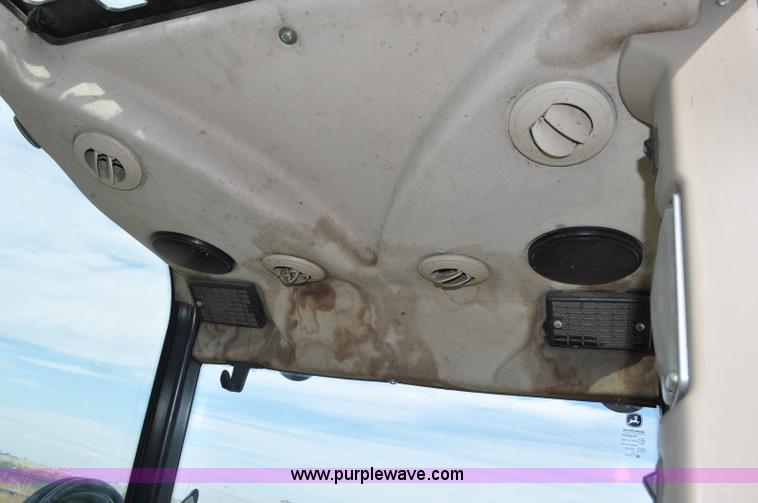 image for item C3040 2005 John Deere 3220 telehandler