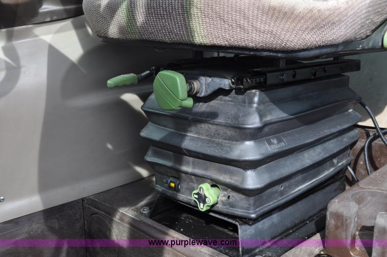 image for item C3040 2005 John Deere 3220 telehandler