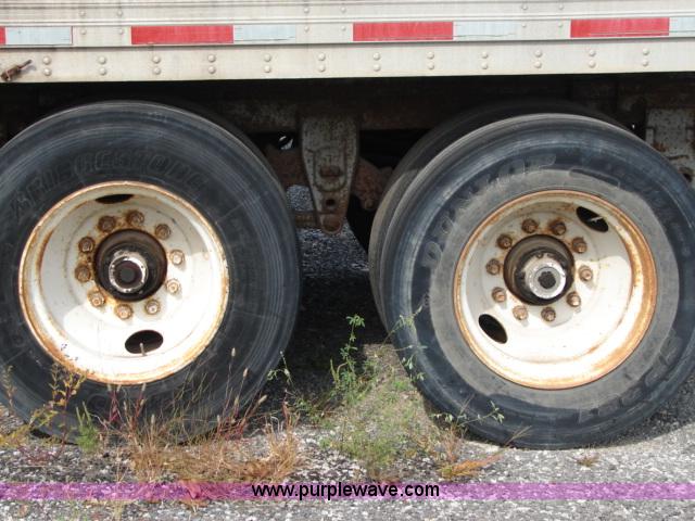 image for item B1498 1986 Trailmobile 48' storage semi trailer