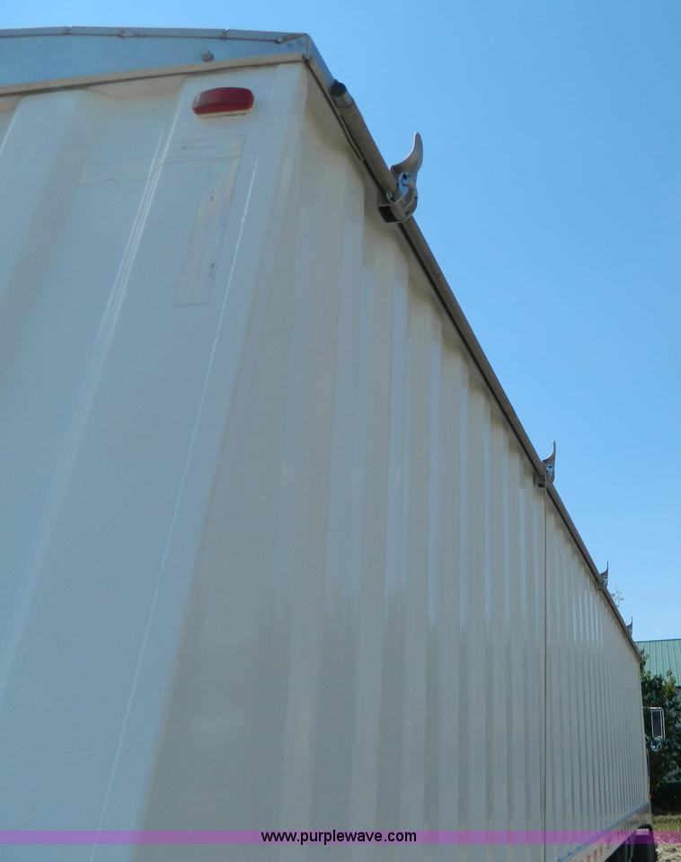 image for item B3883 2009 Jet 34' grain trailer
