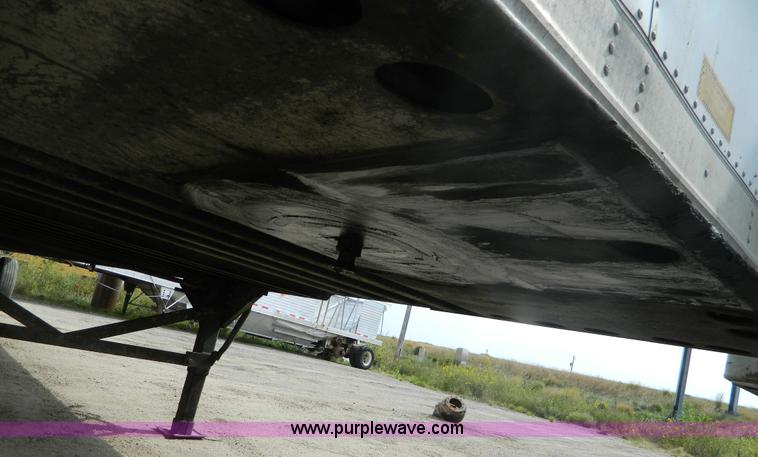 image for item B3906 2000 Great Dane dry van trailer