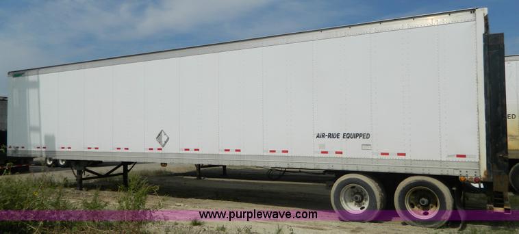 image for item B3907 2001 Great Dane dry van trailer