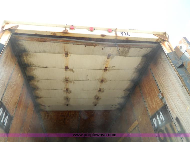 image for item B3907 2001 Great Dane dry van trailer