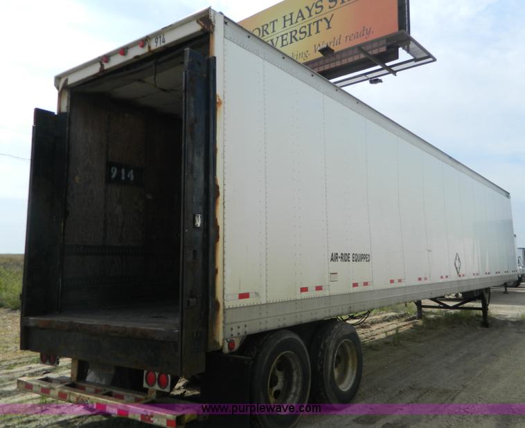 image for item B3907 2001 Great Dane dry van trailer