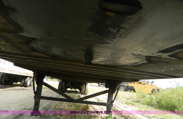 image for item B3907 2001 Great Dane dry van trailer