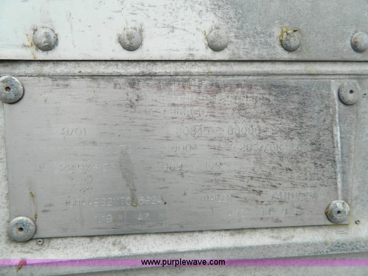 image for item B3907 2001 Great Dane dry van trailer