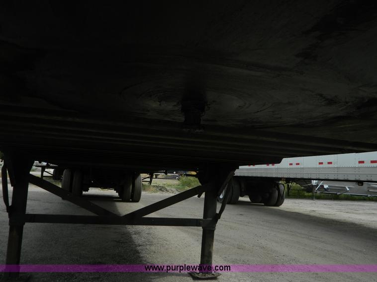 image for item B3908 2001 Great Dane dry van trailer