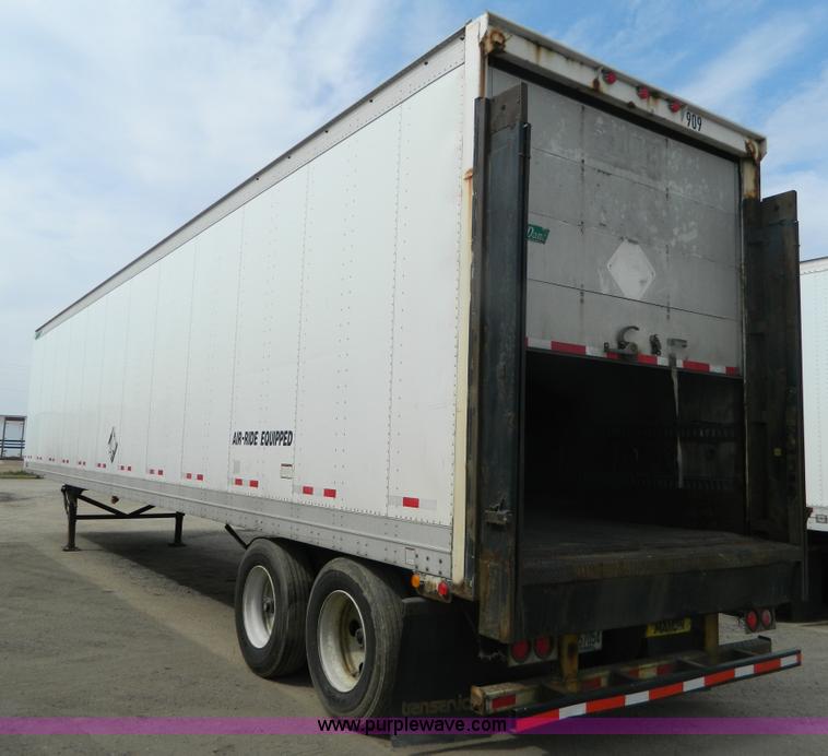 image for item B3908 2001 Great Dane dry van trailer