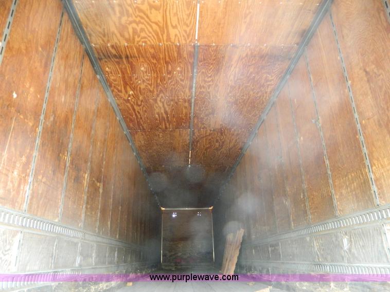 image for item B3908 2001 Great Dane dry van trailer