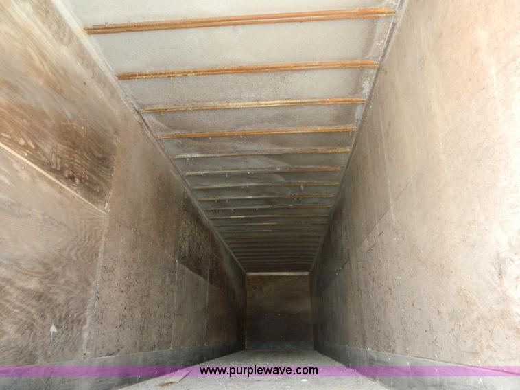 image for item B3909 1998 Trailmobile dry van trailer