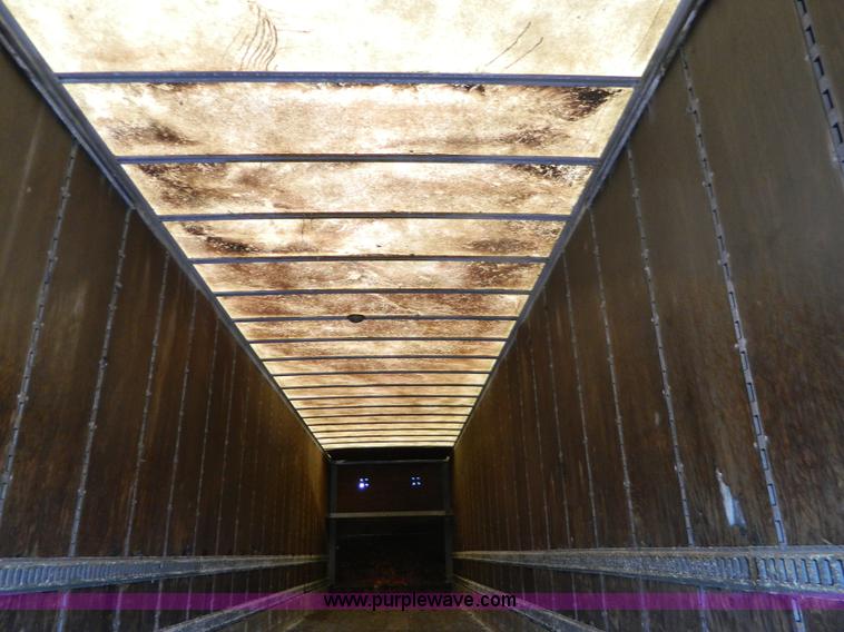 image for item B3910 1999 Trailmobile dry van trailer