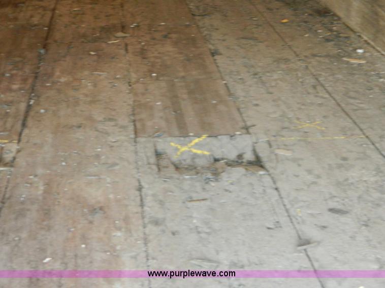 image for item B3910 1999 Trailmobile dry van trailer