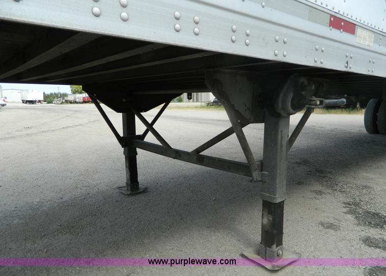 image for item B3910 1999 Trailmobile dry van trailer