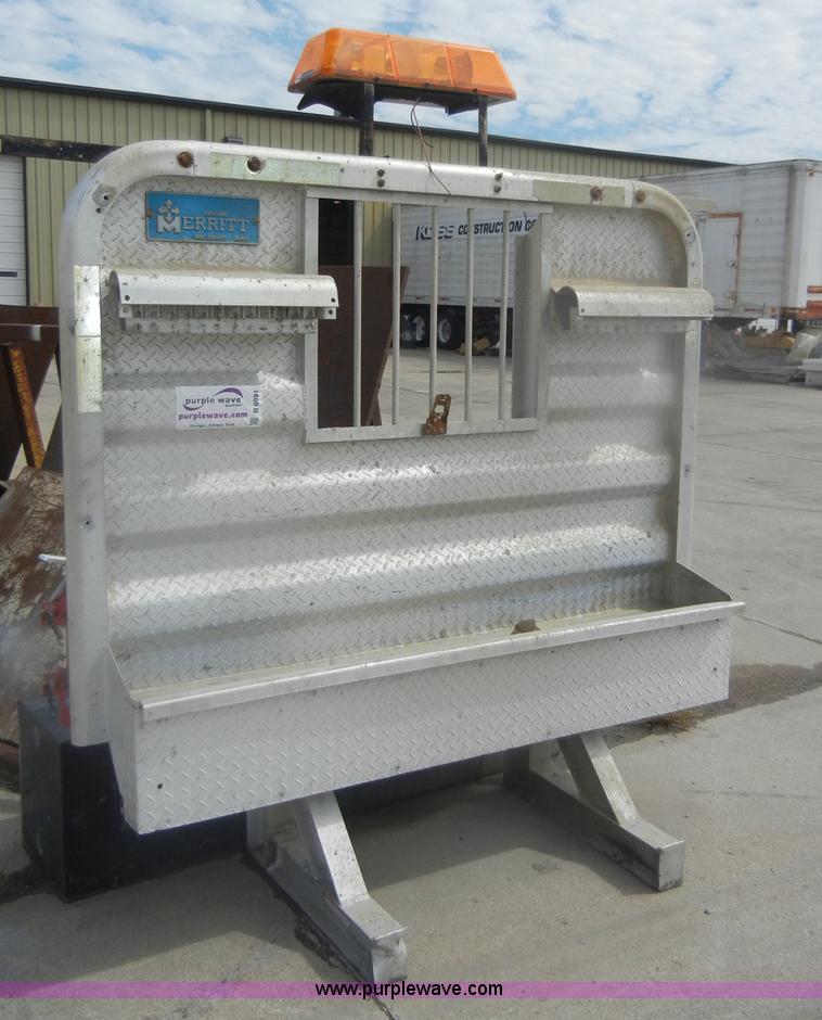 image for item B6991 Merritt aluminum headache rack