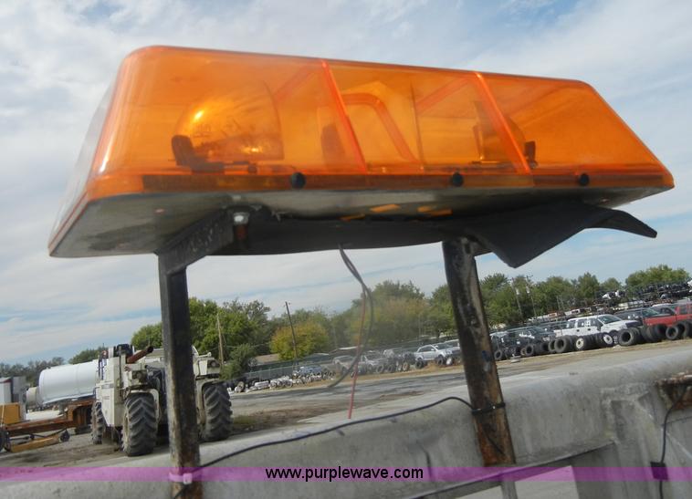 image for item B6991 Merritt aluminum headache rack