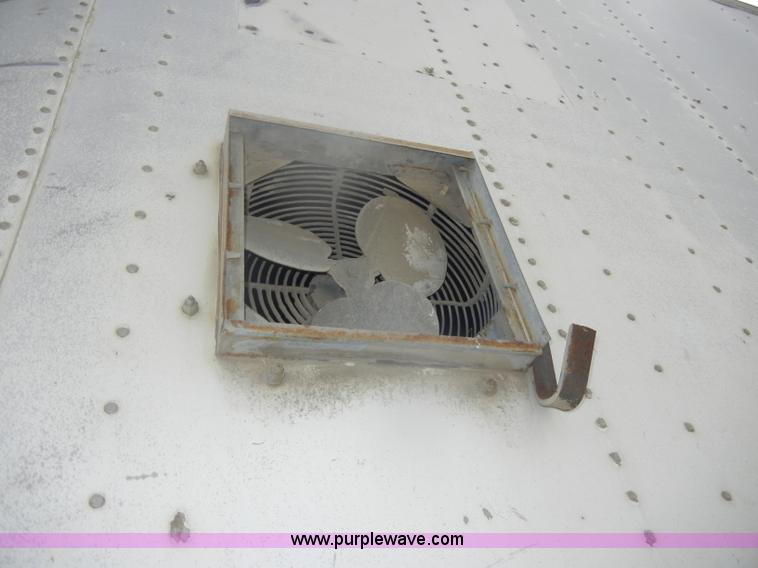 image for item D4246 1978 Fruehauf generator trailer