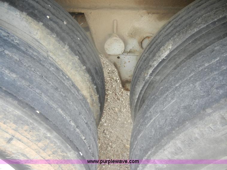 image for item D4246 1978 Fruehauf generator trailer