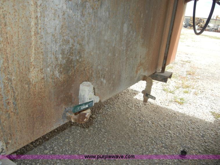 image for item D4246 1978 Fruehauf generator trailer