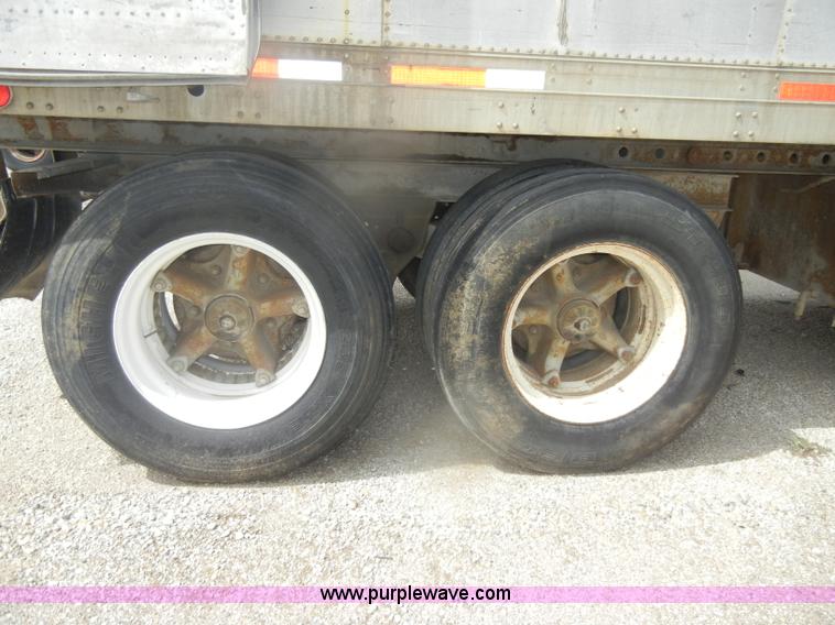 image for item D4246 1978 Fruehauf generator trailer