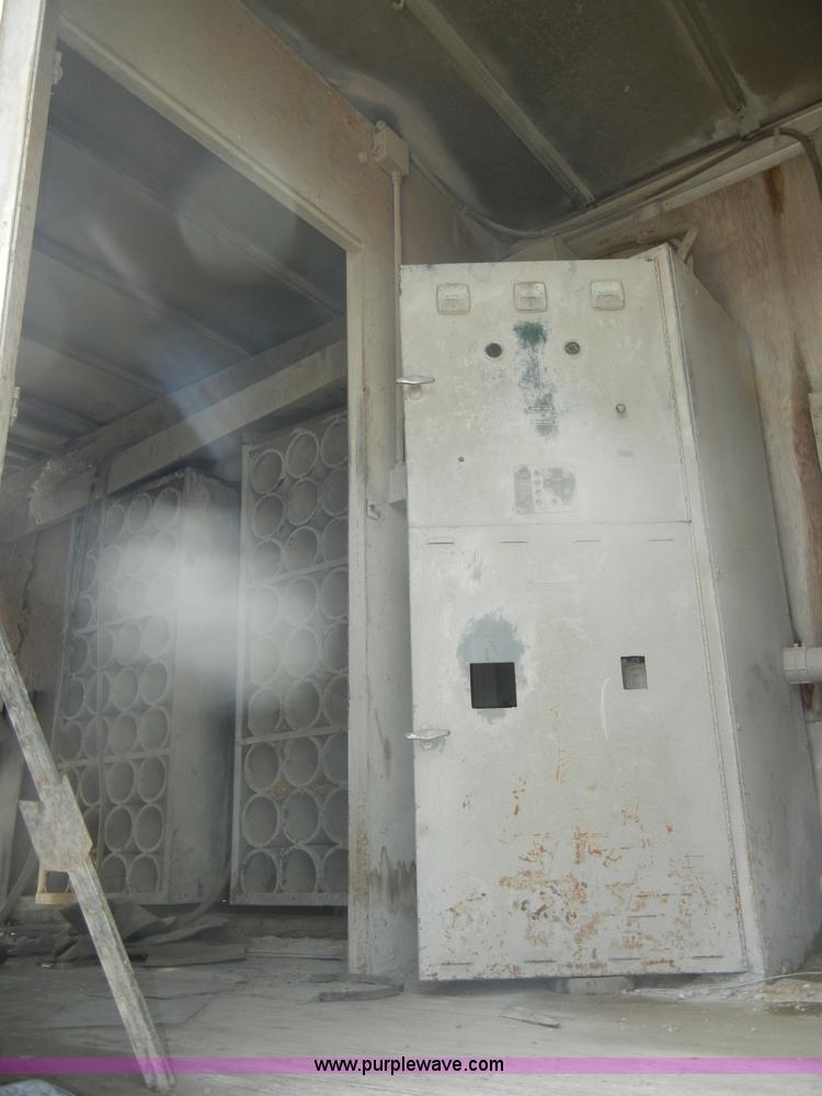 image for item D4246 1978 Fruehauf generator trailer