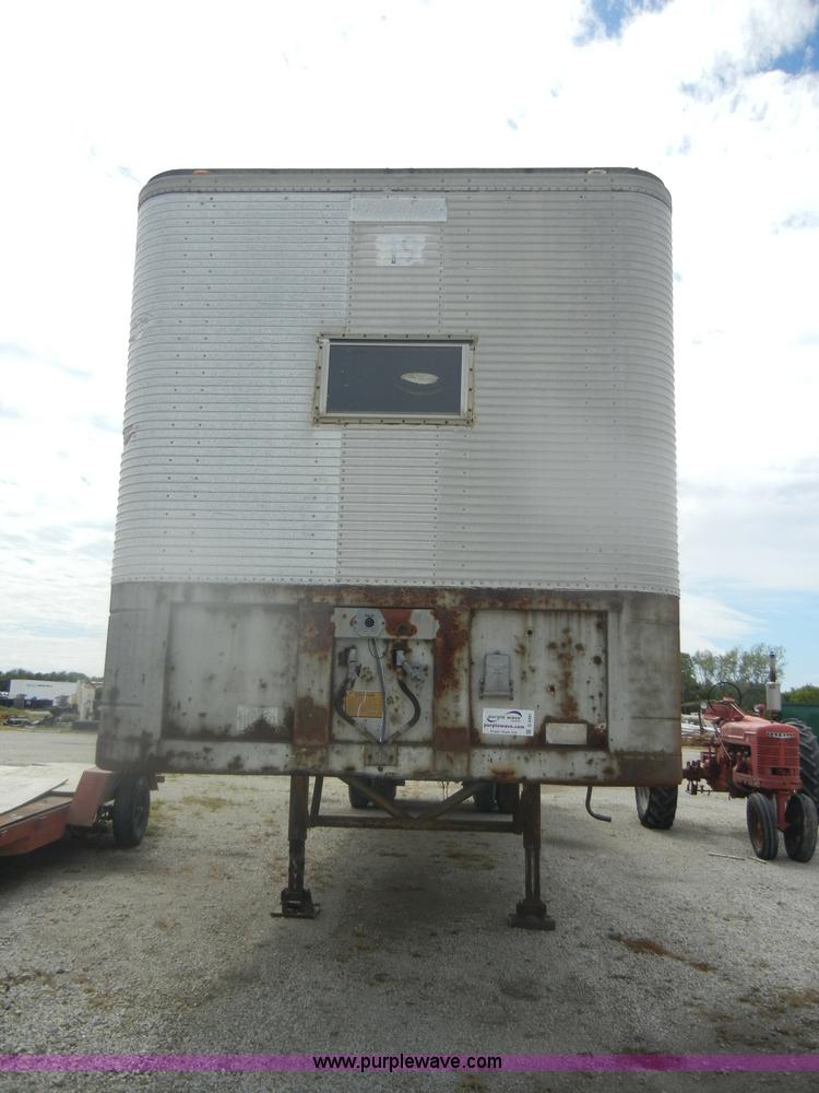 image for item D4491 1976 Fruehauf storage trailer