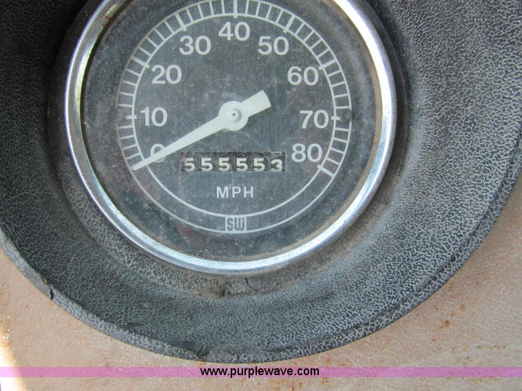 image for item E2004 1979 Ford 9000 semi truck