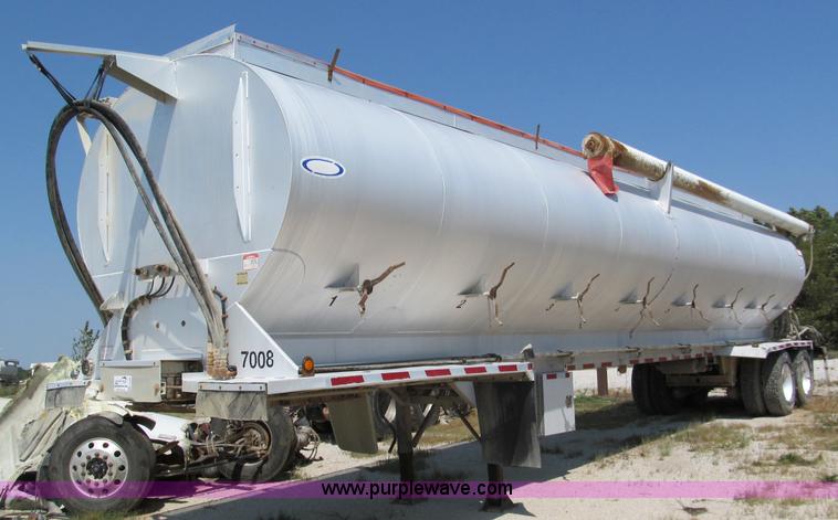 image for item E2096 2002 Ledwell 40' dry bulk trailer