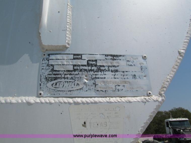 image for item E2097 1999 Ledwell 40' dry bulk trailer