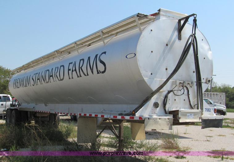 image for item E2099 1998 Ledwell 40' dry bulk trailer