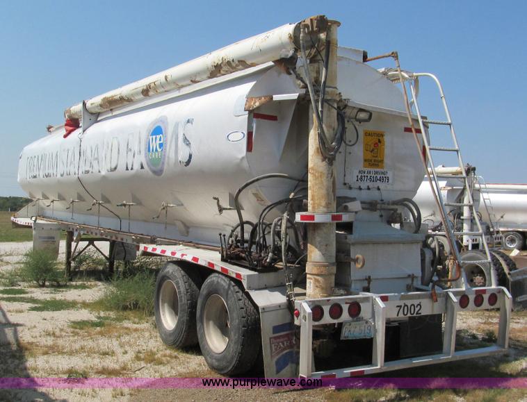 image for item E2099 1998 Ledwell 40' dry bulk trailer