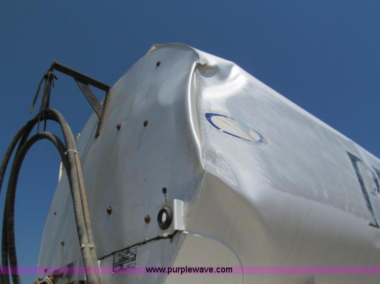 image for item E2099 1998 Ledwell 40' dry bulk trailer