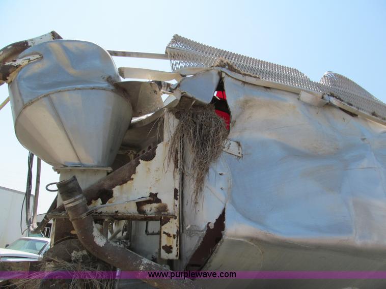 image for item E2100 2007 Ledwell 40' dry bulk trailer